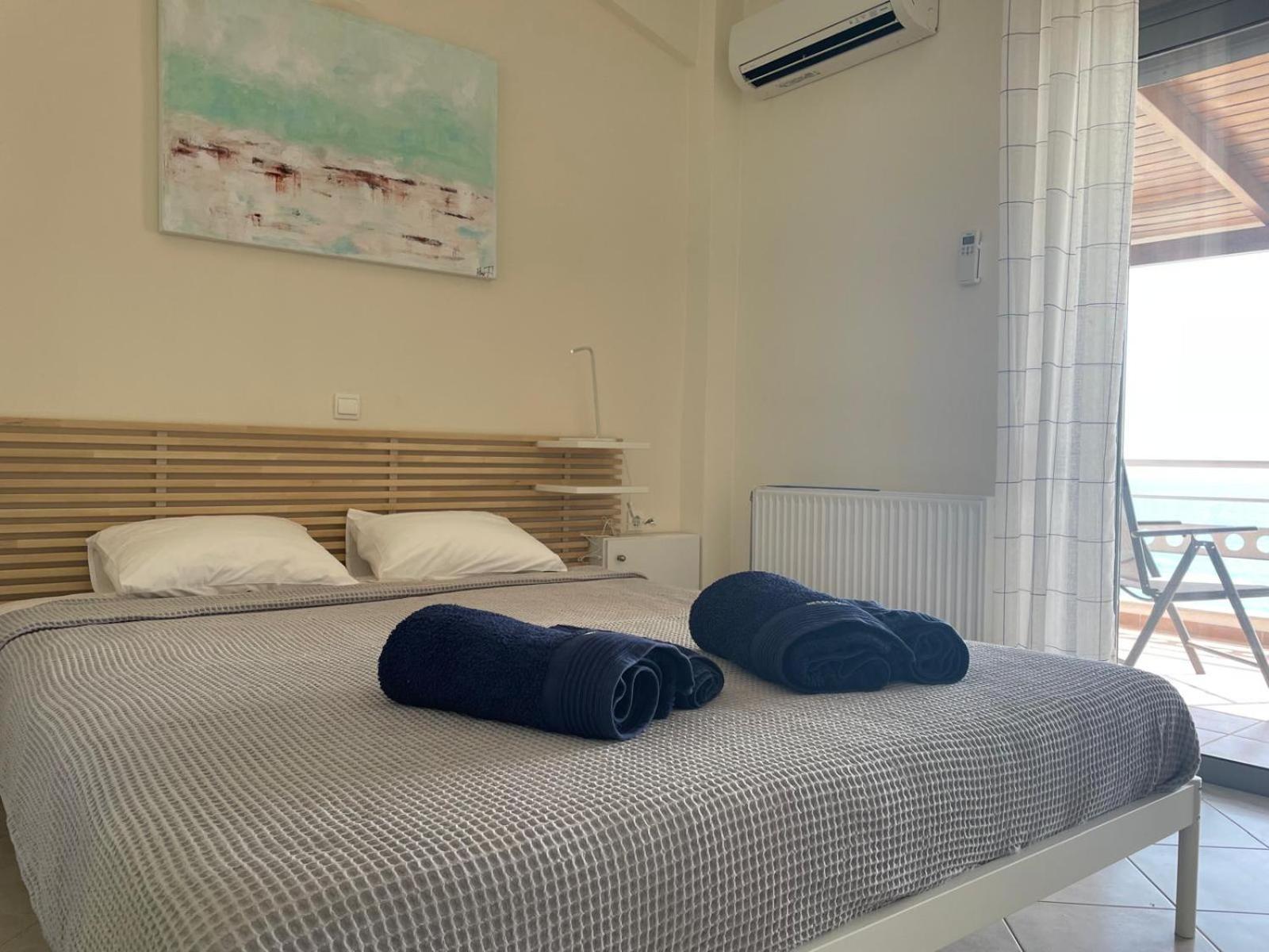 Seafront Lovely House - Kat'S Rentals Loutsa  Ngoại thất bức ảnh